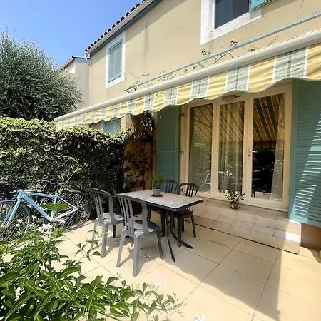 Le Mazet D'azur * לה-לונד-לה-מורה