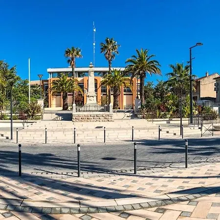 בית נופש Le Mazet D'azur לה-לונד-לה-מורה